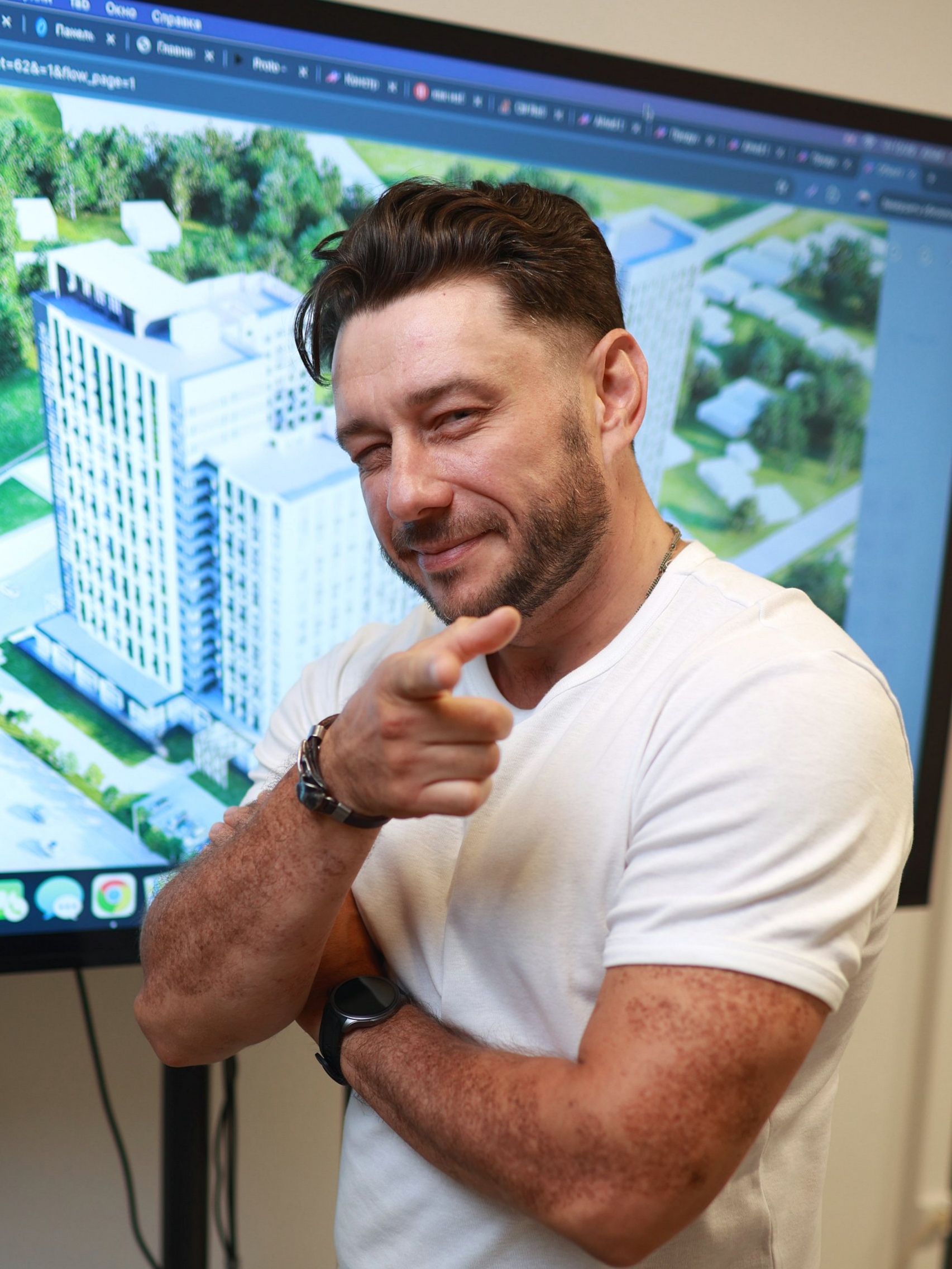 Андрей Хожаинов